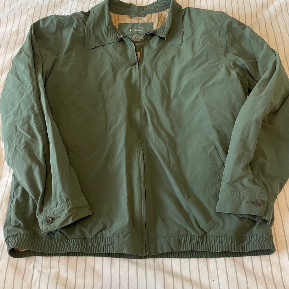 L.L. Bean Men's Olive Lightweight Jacket